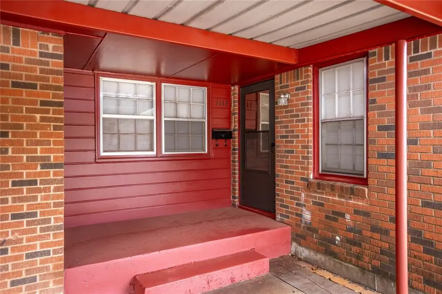 1113 Nowahy Avenue, Clinton, OK 73601 - #2