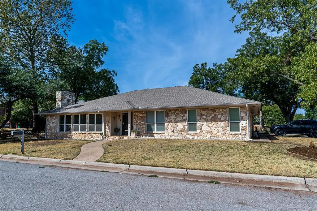 6301 Paschall Court, Oklahoma City, OK 73132 - #1