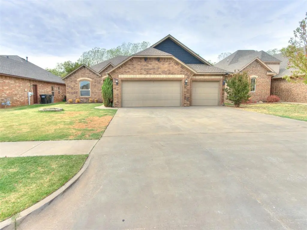 2921 San Juan Trail, Moore, OK 73160 - #1
