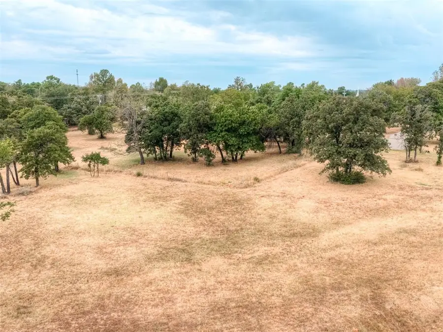 11708 E Draper Avenue, Nicoma Park, OK 73020 - #3