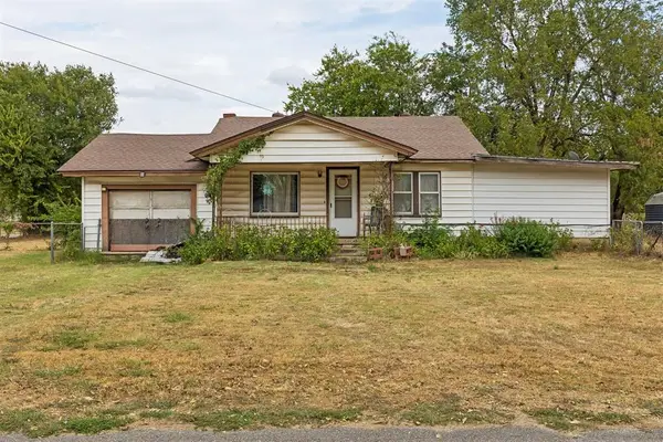 4000 Lawn Drive, Del City, OK 73115