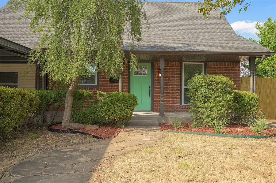 715 Harmon Circle, Moore, OK 73160 - #3