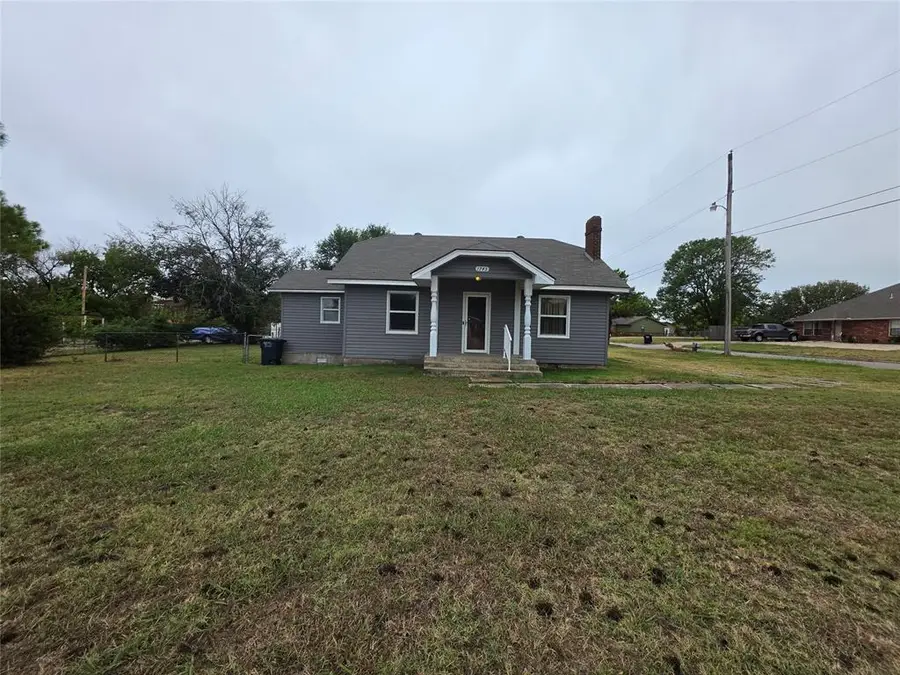 1745 W Wiley Street, Shawnee, OK 74804 - #2