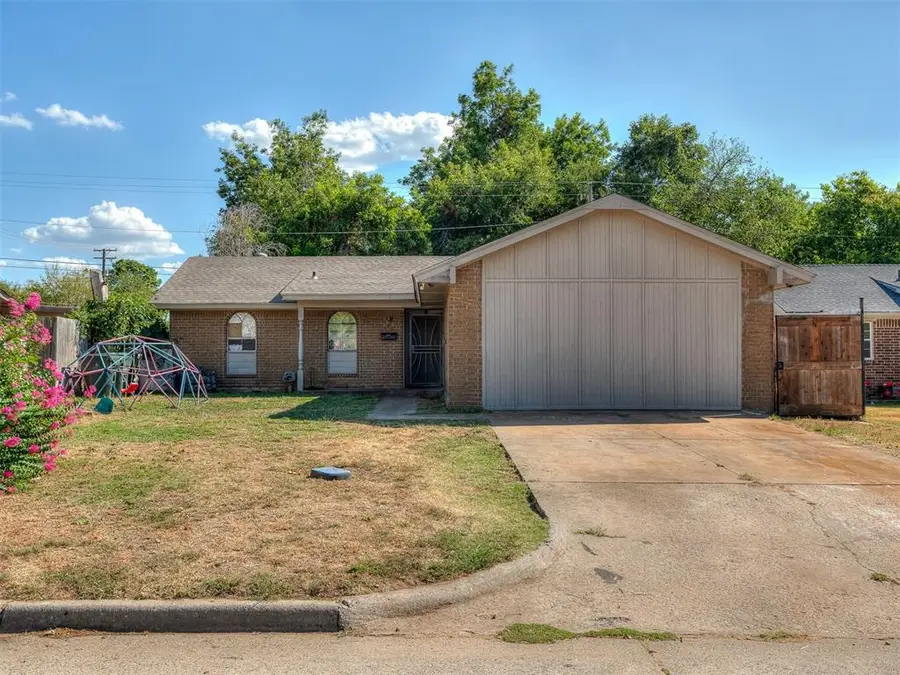 1016 Willow Brook Drive, Midwest City, OK 73110 - #2