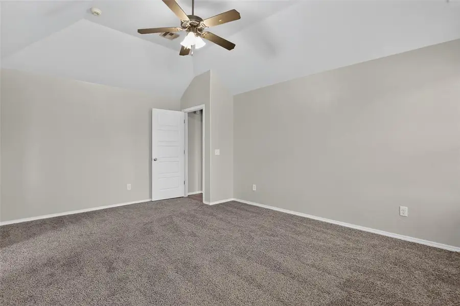 11108 SW 32nd Street, Yukon, OK 73099 - #2