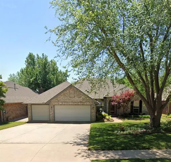 2708 Chimney Hill Road, Edmond, OK 73034