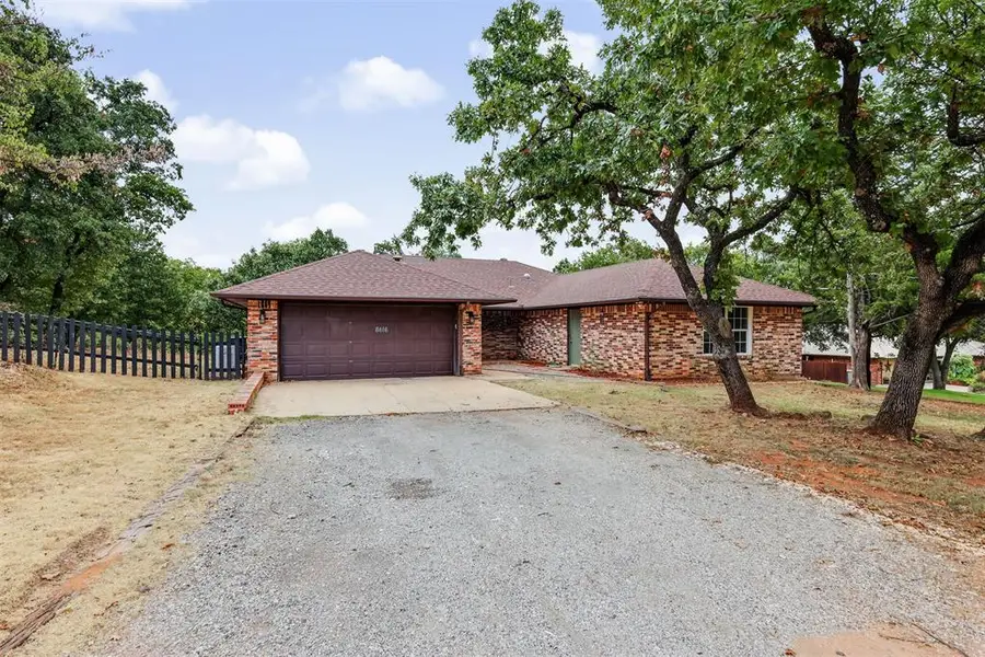 8416 Huckleberry Road, Edmond, OK 73034 - #2