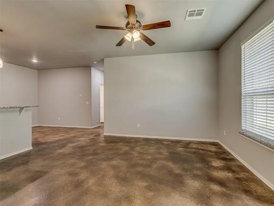 1906 Investors Avenue, El Reno, OK 73036 - #3