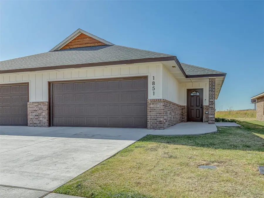 1900 Investors Avenue, El Reno, OK 73036 - #2