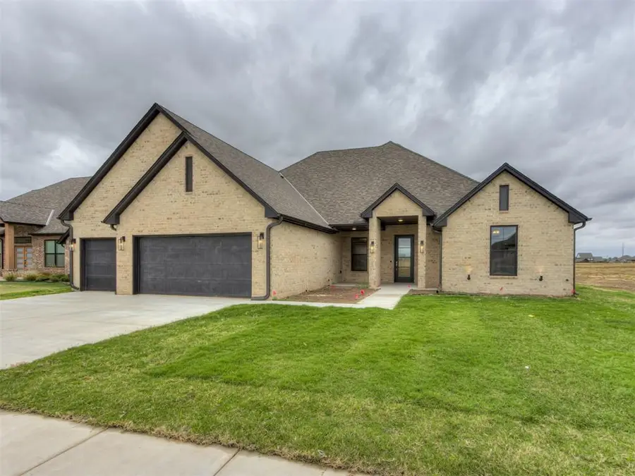 4109 Havasu Road, Moore, OK 73160 - #2