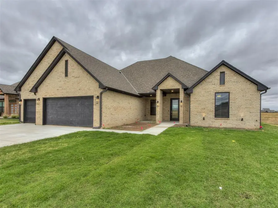4109 Havasu Road, Moore, OK 73160 - #3