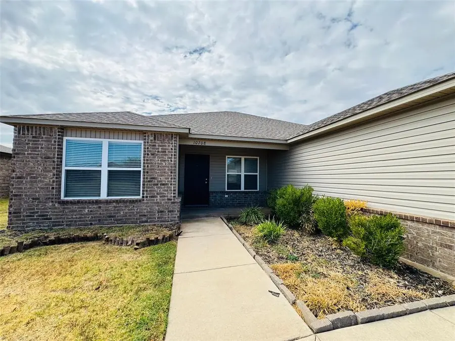 10708 SW 23rd Terrace, Yukon, OK 73099 - #2
