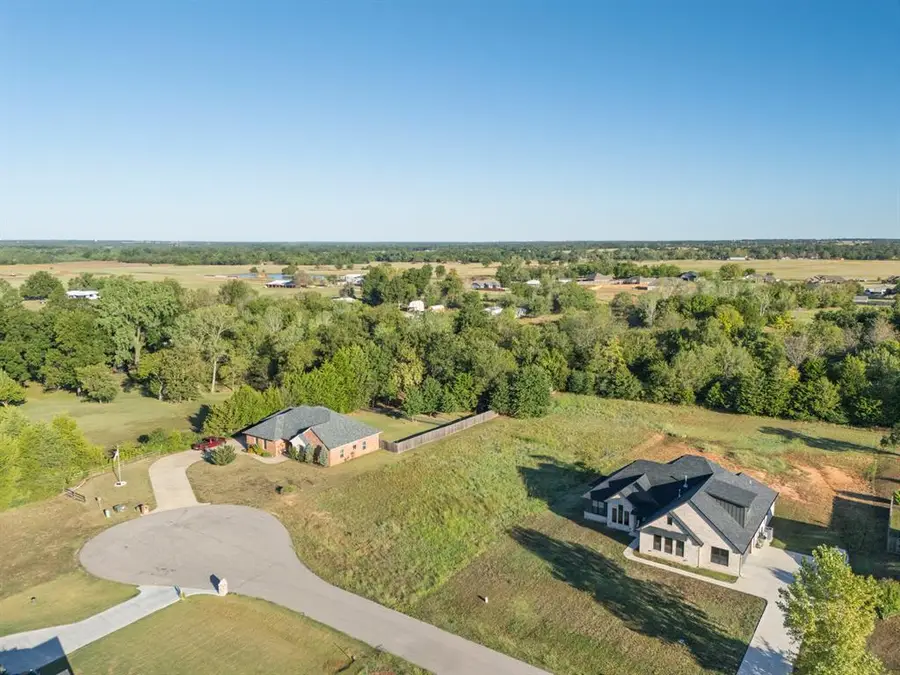 54 Kristin Road, Shawnee, OK 74804 - #2