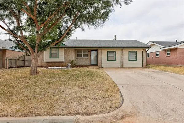 919 N Norman Avenue, Moore, OK 73160