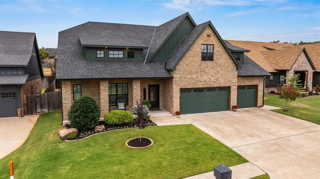 2917 Tandem Bike Trail, Edmond, OK 73034 - #1