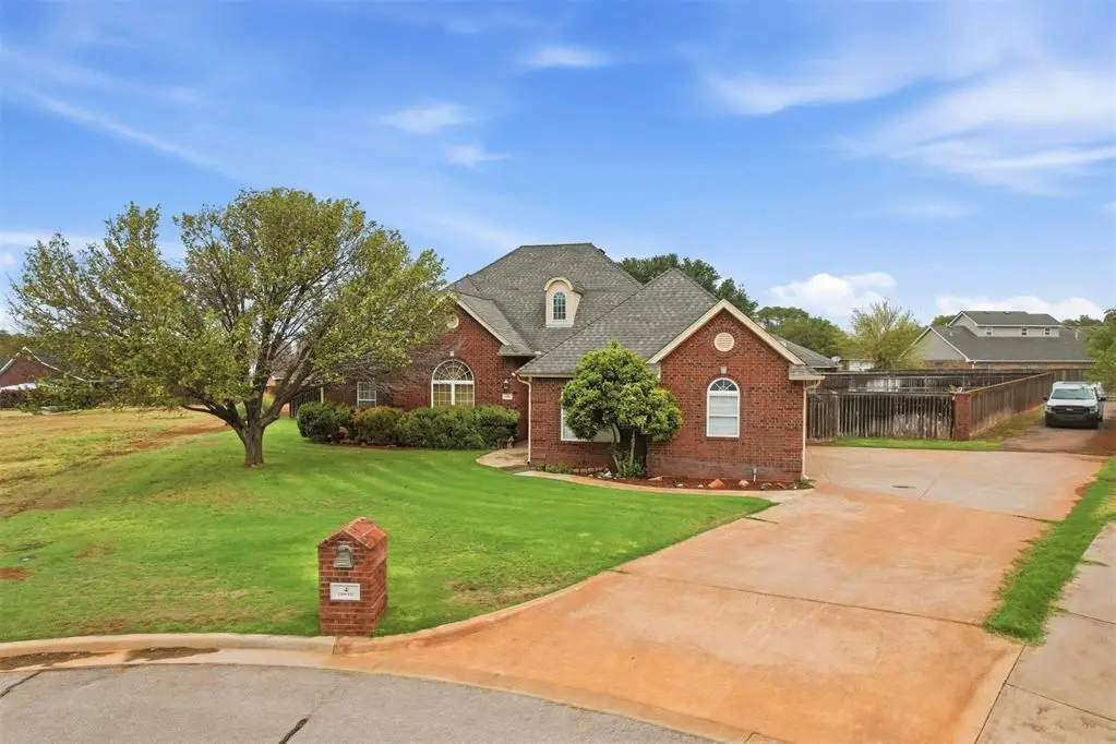 4 N Covey Street, Sayre, OK 73662 - #1