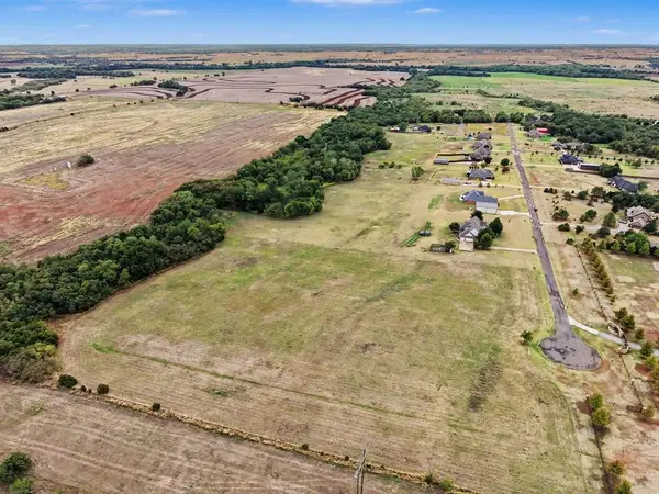 8626 Elk Alley, Guthrie, OK 73044