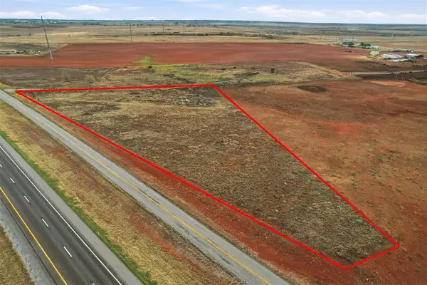 S Frontage Road, Sayre, OK 73662