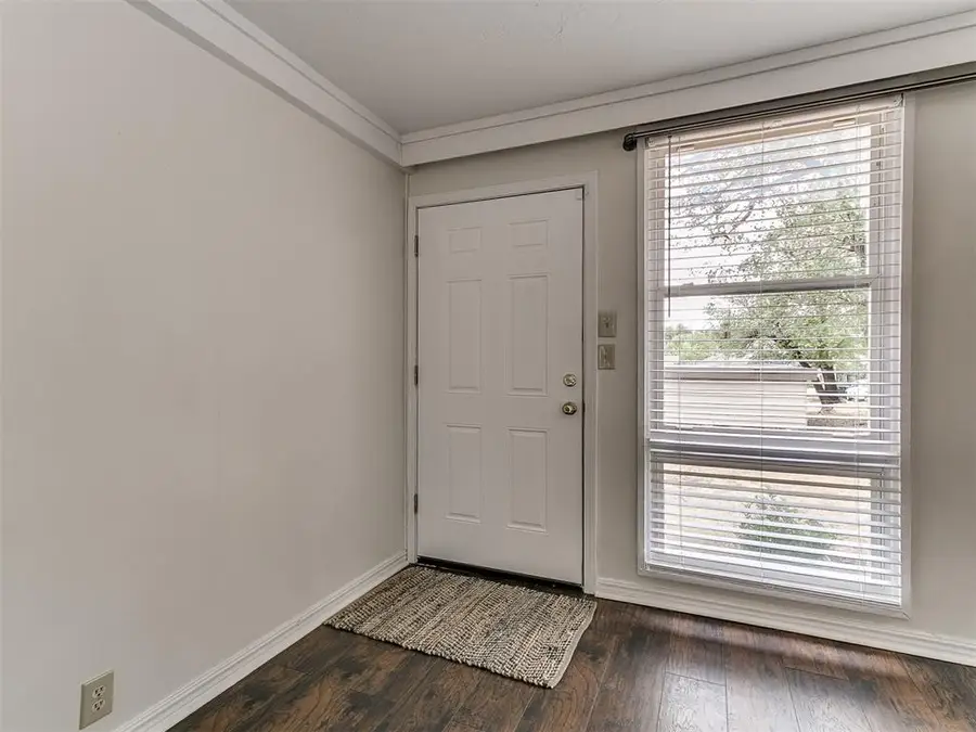 3009 Pioneer Street, Oklahoma City, OK 73107 - #3