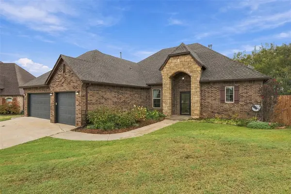 2800 SE 11th Street, Moore, OK 73160