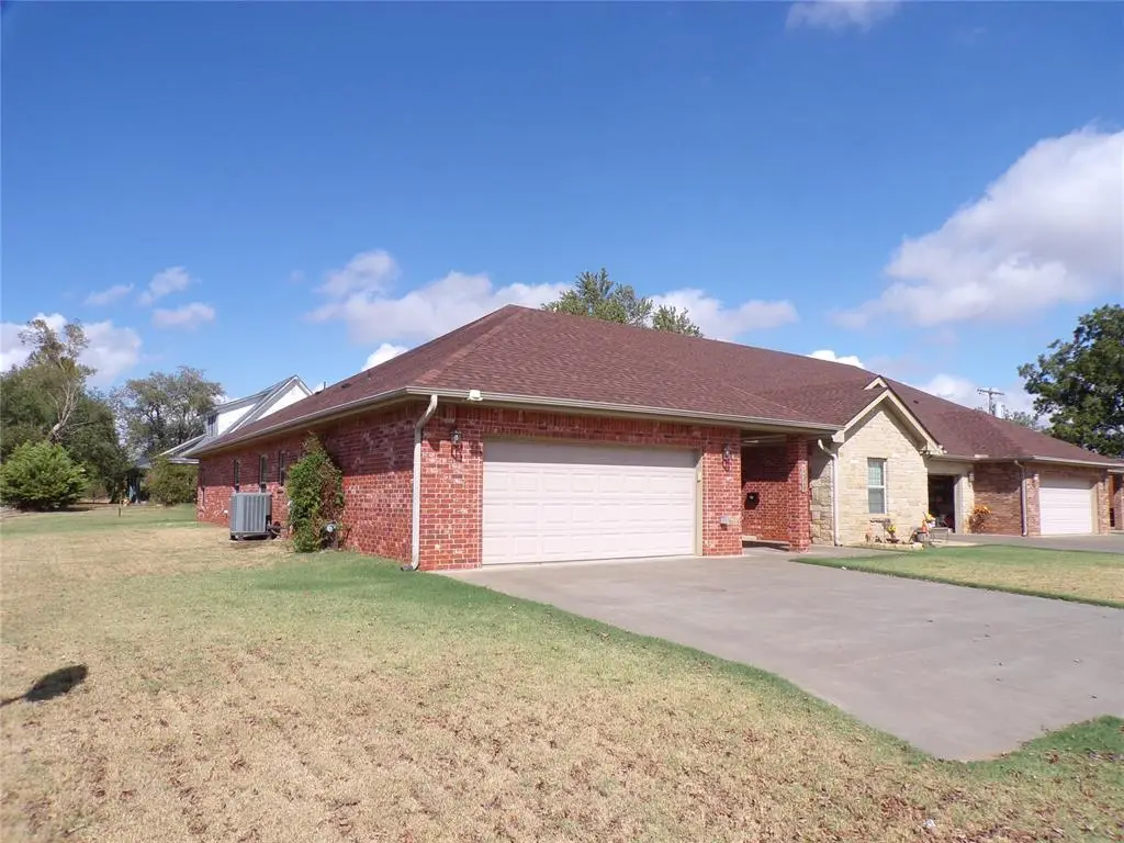 133 W 6th Street, Hydro, OK 73048 - #1