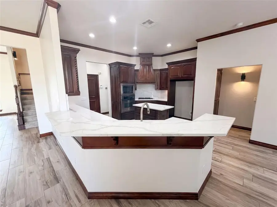 1017 W Camellia Way, Mustang, OK 73064 - #2