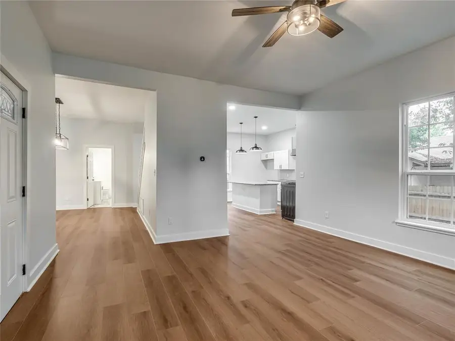 517 E Perkins Avenue, Guthrie, OK 73044 - #3