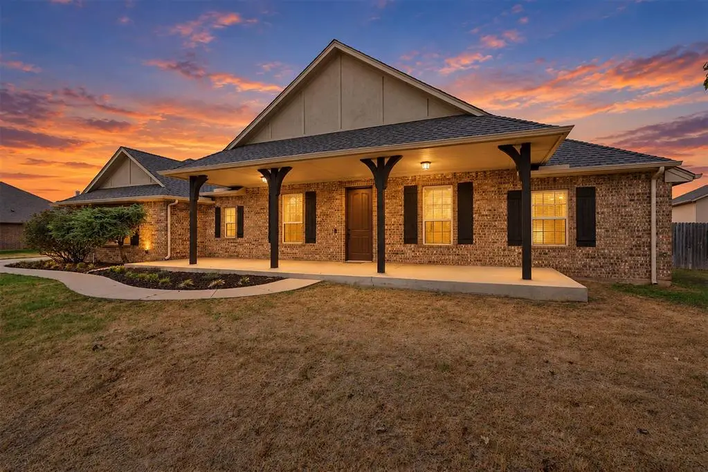 12205 Autumn Brook, Guthrie, OK 73044 - #1