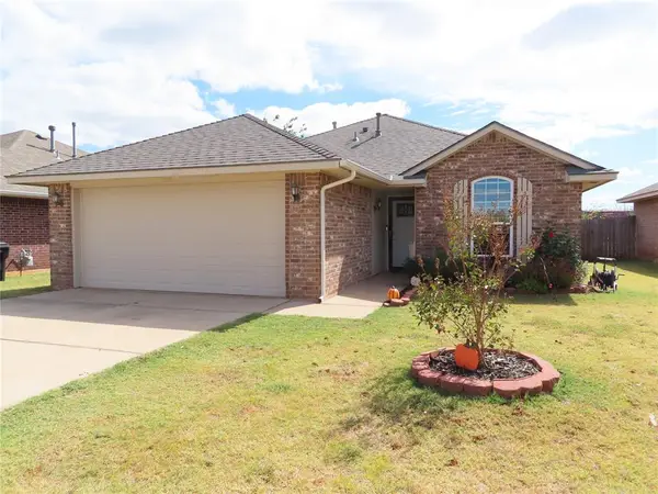 304 SW 44th Street, Moore, OK 73160-1009