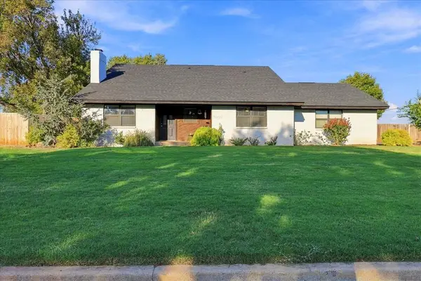 1009 Mac Drive, Elk City, OK 73644