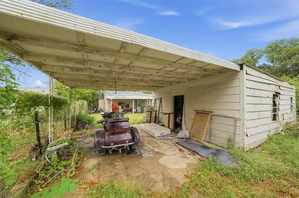 718 S 2nd Street, Henryetta, OK 74437 - #1