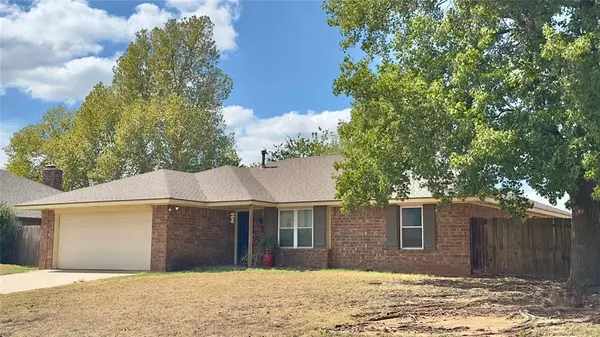 1821 Edinburg Drive, Yukon, OK 73099
