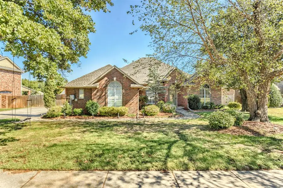 3608 Equestrian Court, Edmond, OK 73034 - #2