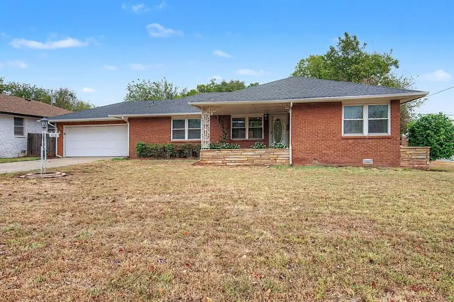 425 E Atkinson Drive, Midwest City, OK 73110 - #2