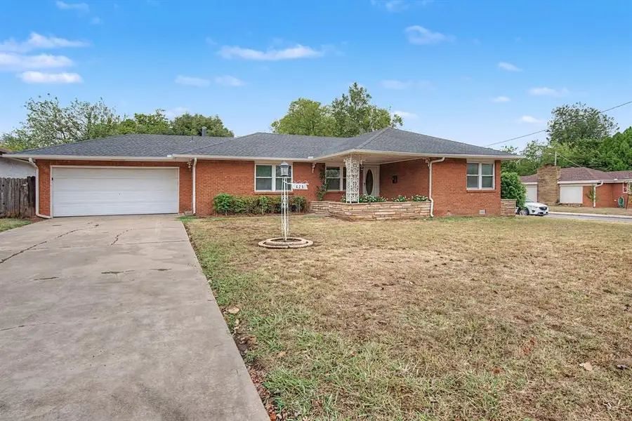 425 E Atkinson Drive, Midwest City, OK 73110 - #3