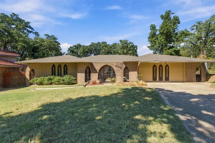 8225 Golden Oaks Road, Oklahoma City, OK 73127 - #2