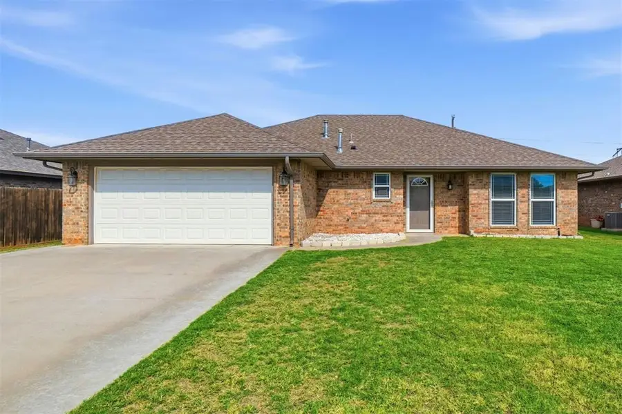 107 Breckenridge Drive, Elk City, OK 73644 - #3
