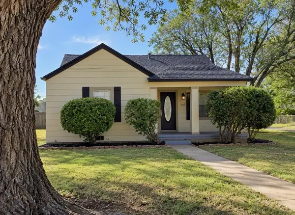 1529 N Willard Street, Altus, OK 73521