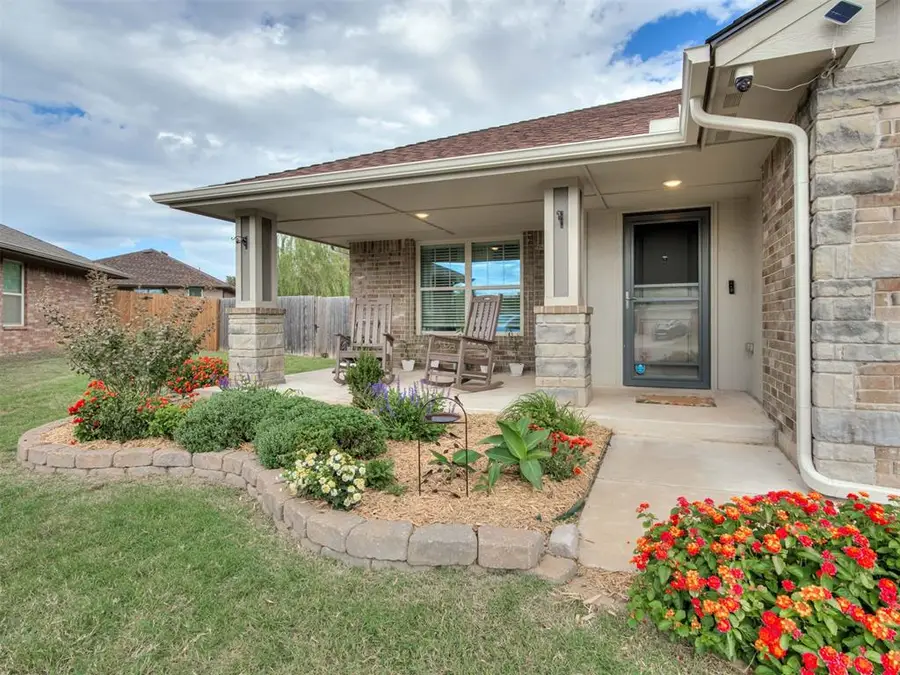 1232 Hickory Creek Drive, Yukon, OK 73099 - #3