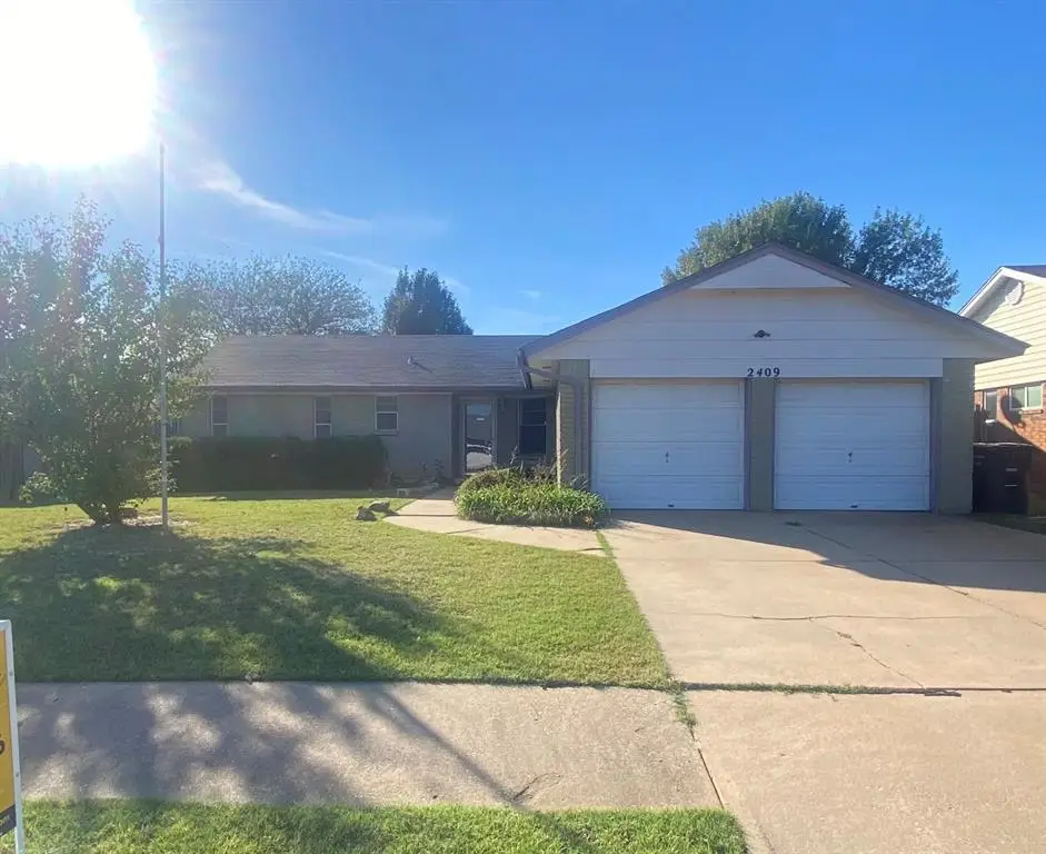 2409 Crystal Drive, Moore, OK 73160 - #1