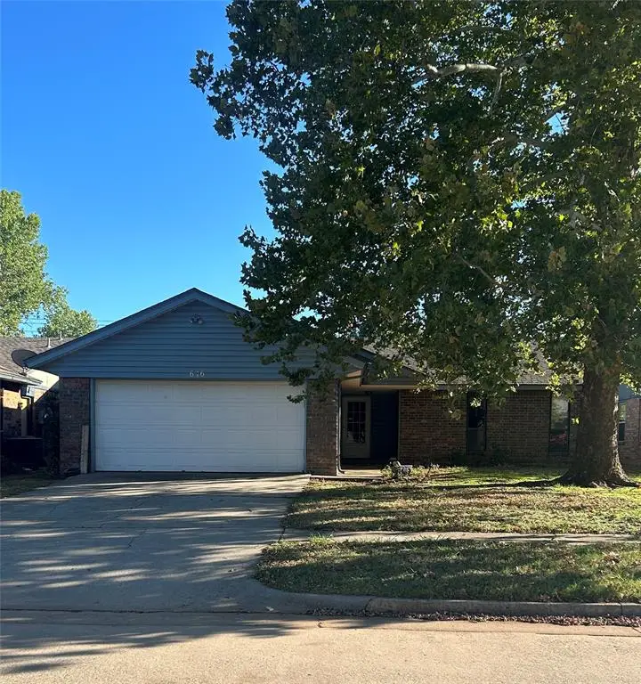 646 W Linden Drive, Mustang, OK 73064 - #1