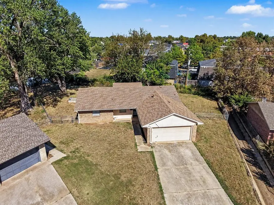 1945 Beverly Hills Street, Norman, OK 73072 - #2