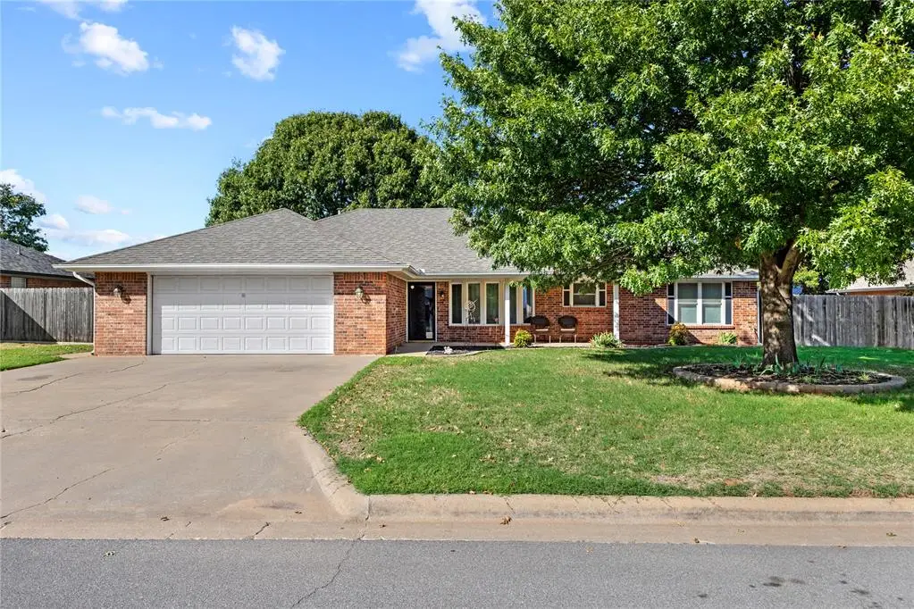 2301 Berry Avenue, Weatherford, OK 73096 - #1