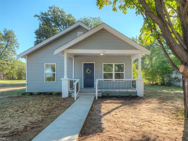 628 N 10th Street, Chickasha, OK 73018