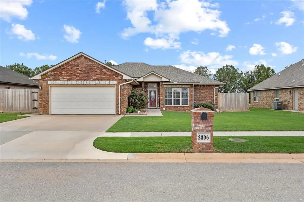2306 Woodland Way, Weatherford, OK 73096 - #1