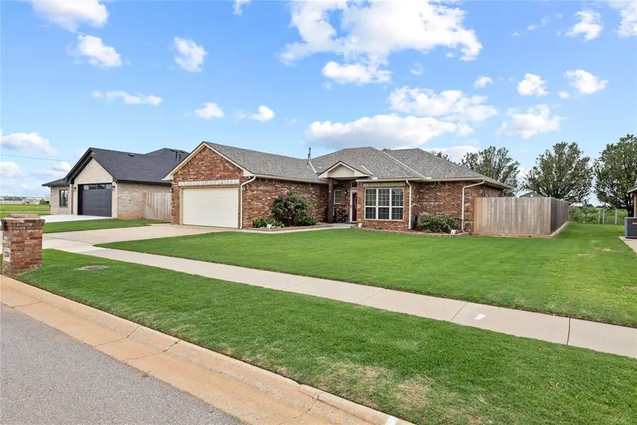 2306 Woodland Way, Weatherford, OK 73096 - #3