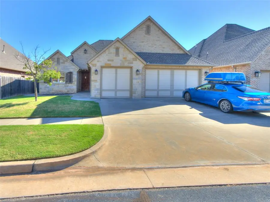 10324 Veneto Circle, Oklahoma City, OK 73120 - #2