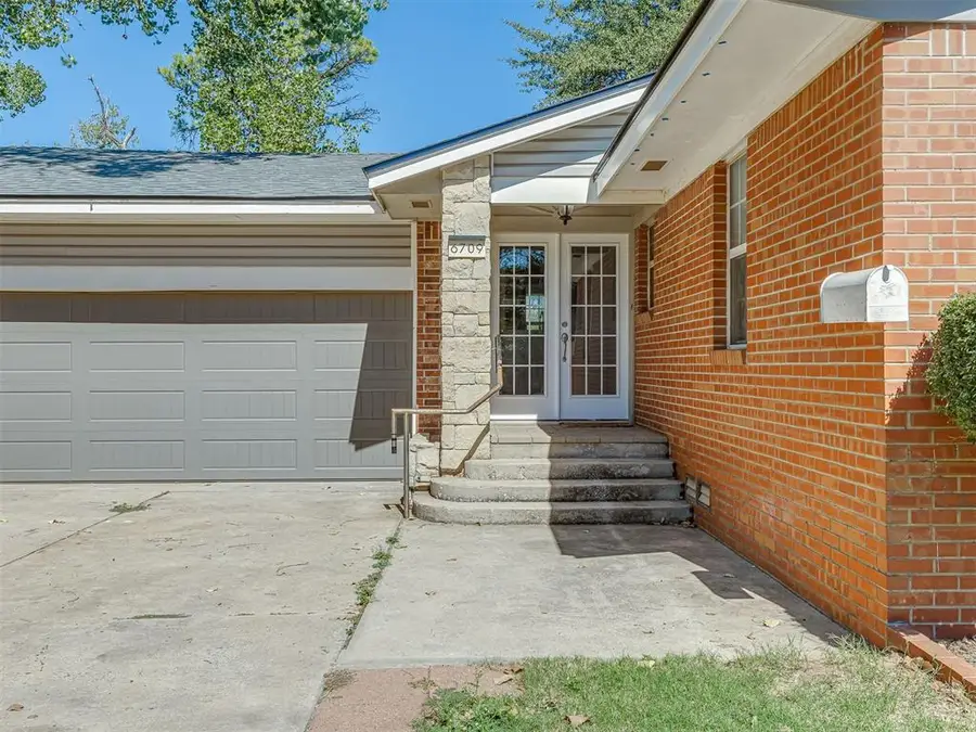 6709 NW 34th Street, Bethany, OK 73008 - #3