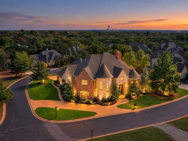 1108 Shadow Wood Drive, Edmond, OK 73034