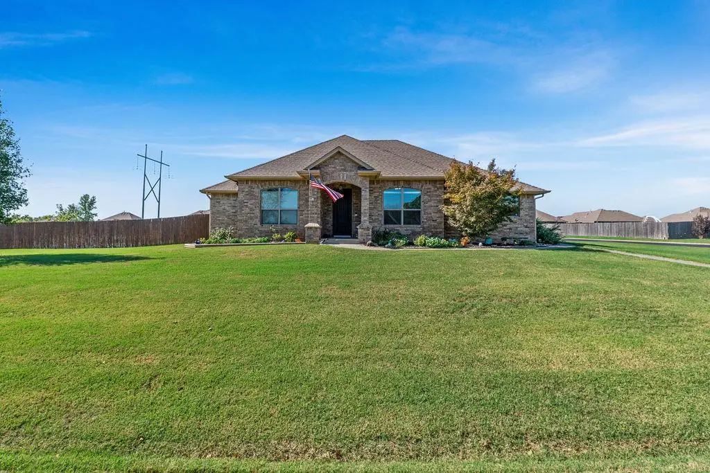 299 Hillside Drive, Harrah, OK 73045 - #1